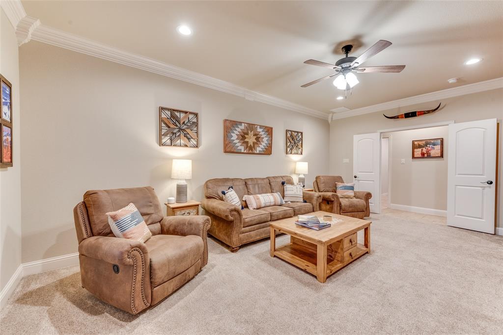 Winners Circle !,2,3,4 - Residential