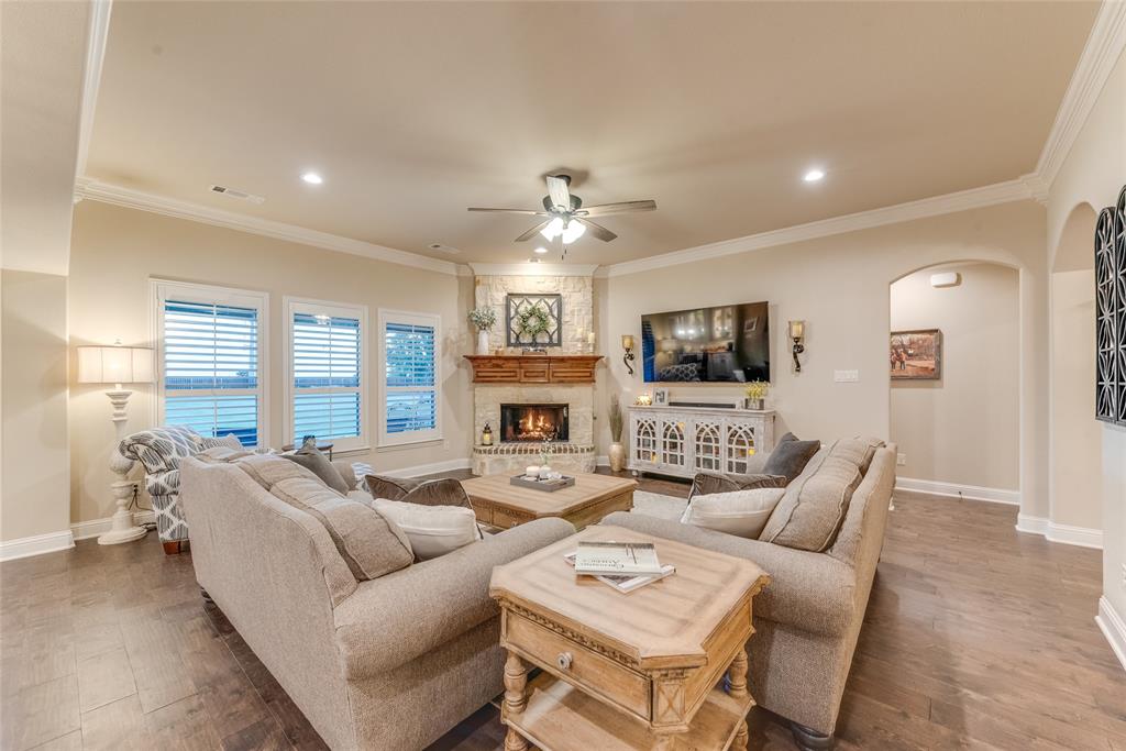 Winners Circle !,2,3,4 - Residential