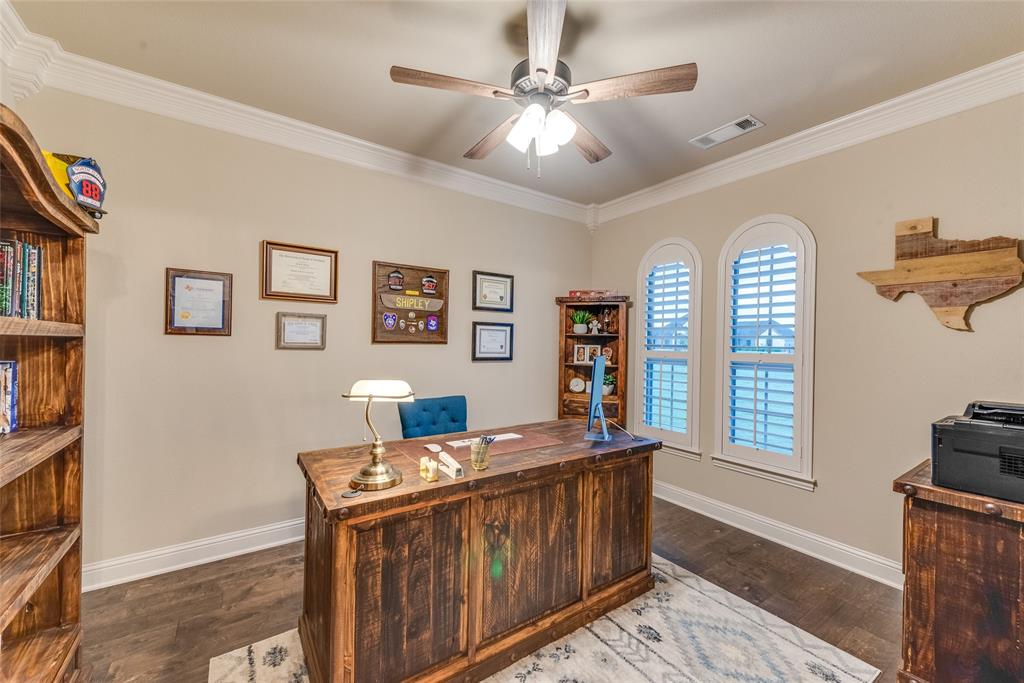 Winners Circle !,2,3,4 - Residential