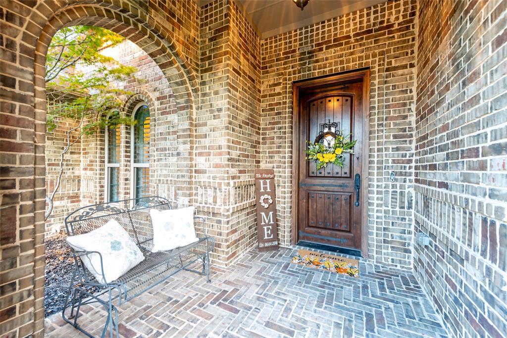 Winners Circle !,2,3,4 - Residential