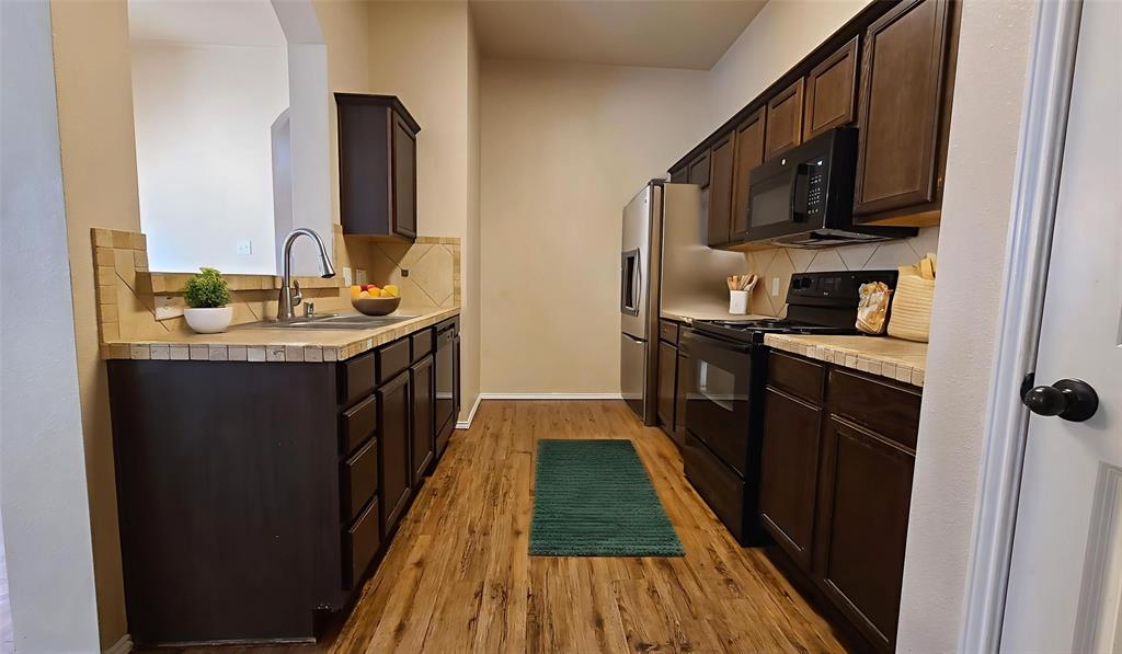 Grand Heritage West C - Residential Lease