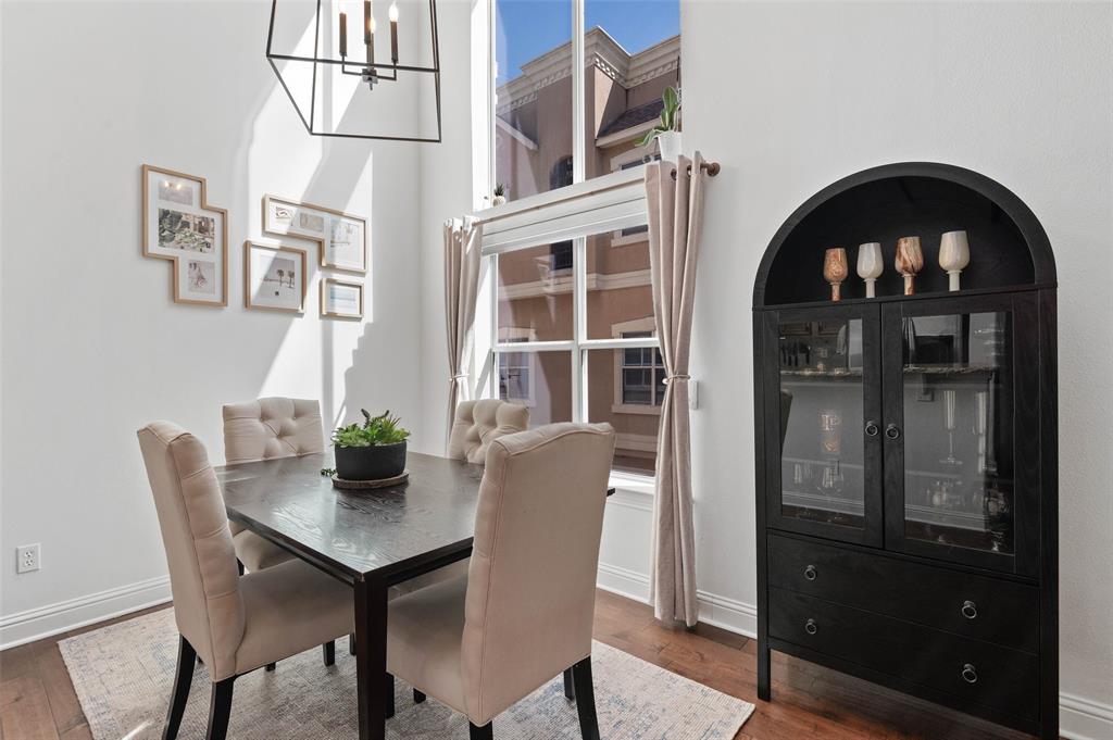 Villas Lindell Ave - Residential