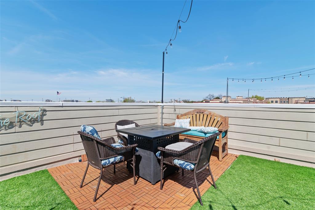 Villas Lindell Ave - Residential