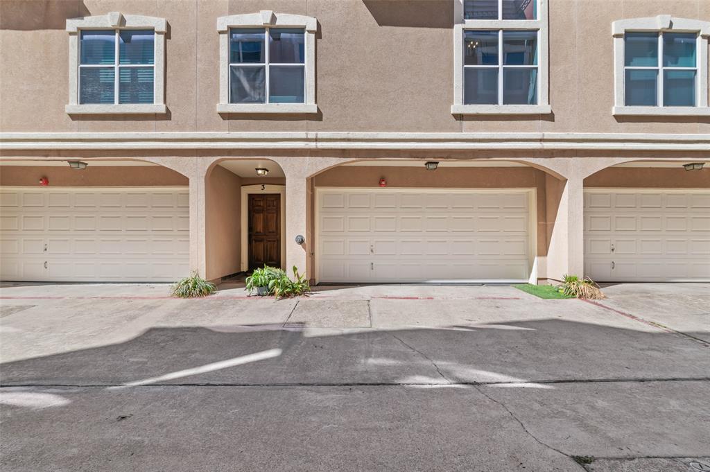 Villas Lindell Ave - Residential