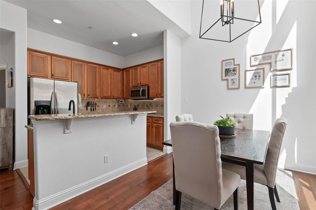 Villas Lindell Ave - Residential