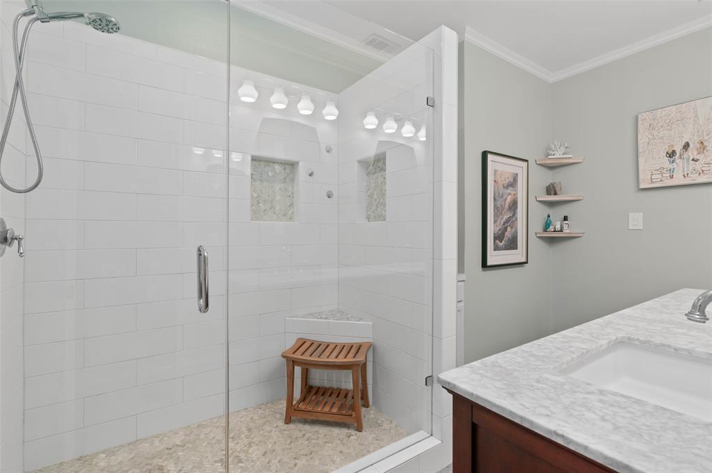 Villas Lindell Ave - Residential