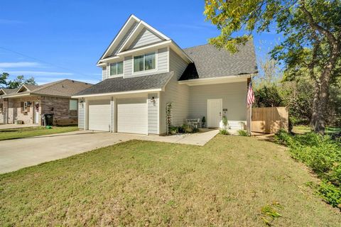 Tiny photo for 731 E Brown Street, Cleburne, TX 76031 (MLS # 21099013)