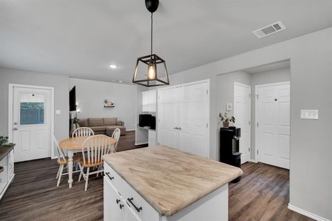 Tiny photo for 731 E Brown Street, Cleburne, TX 76031 (MLS # 21099013)