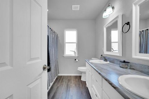 Tiny photo for 731 E Brown Street, Cleburne, TX 76031 (MLS # 21099013)