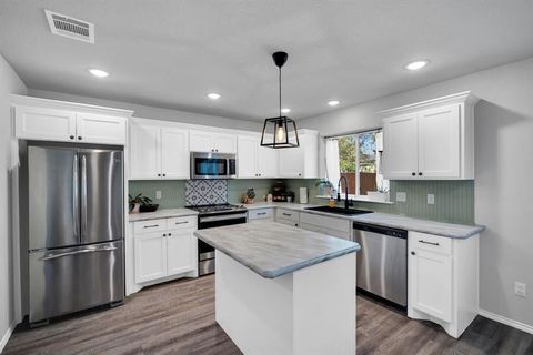 Tiny photo for 731 E Brown Street, Cleburne, TX 76031 (MLS # 21099013)