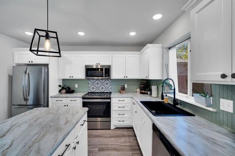 Tiny photo for 731 E Brown Street, Cleburne, TX 76031 (MLS # 21099013)