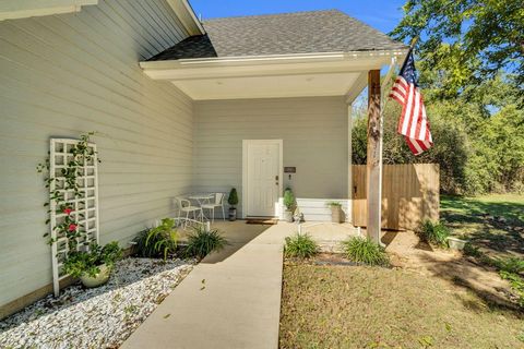 Tiny photo for 731 E Brown Street, Cleburne, TX 76031 (MLS # 21099013)