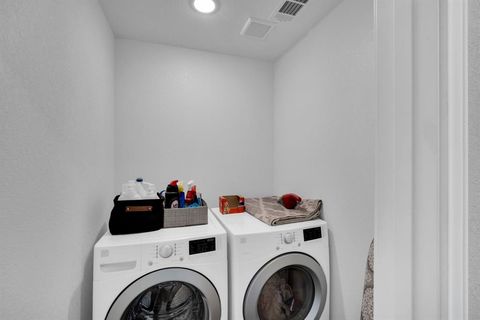 Tiny photo for 731 E Brown Street, Cleburne, TX 76031 (MLS # 21099013)