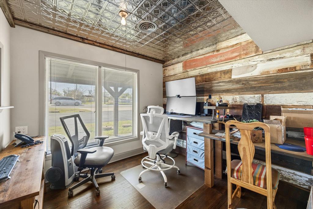 Shannons Run Ph One - Commercial Sale