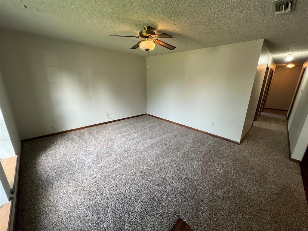 411 W Pelton Street B