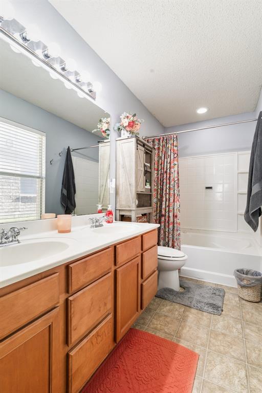 Falcon Ridge - Residential