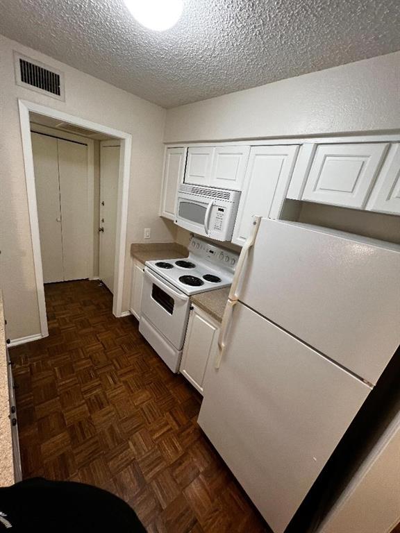 River Oaks Condo - Residential Lease