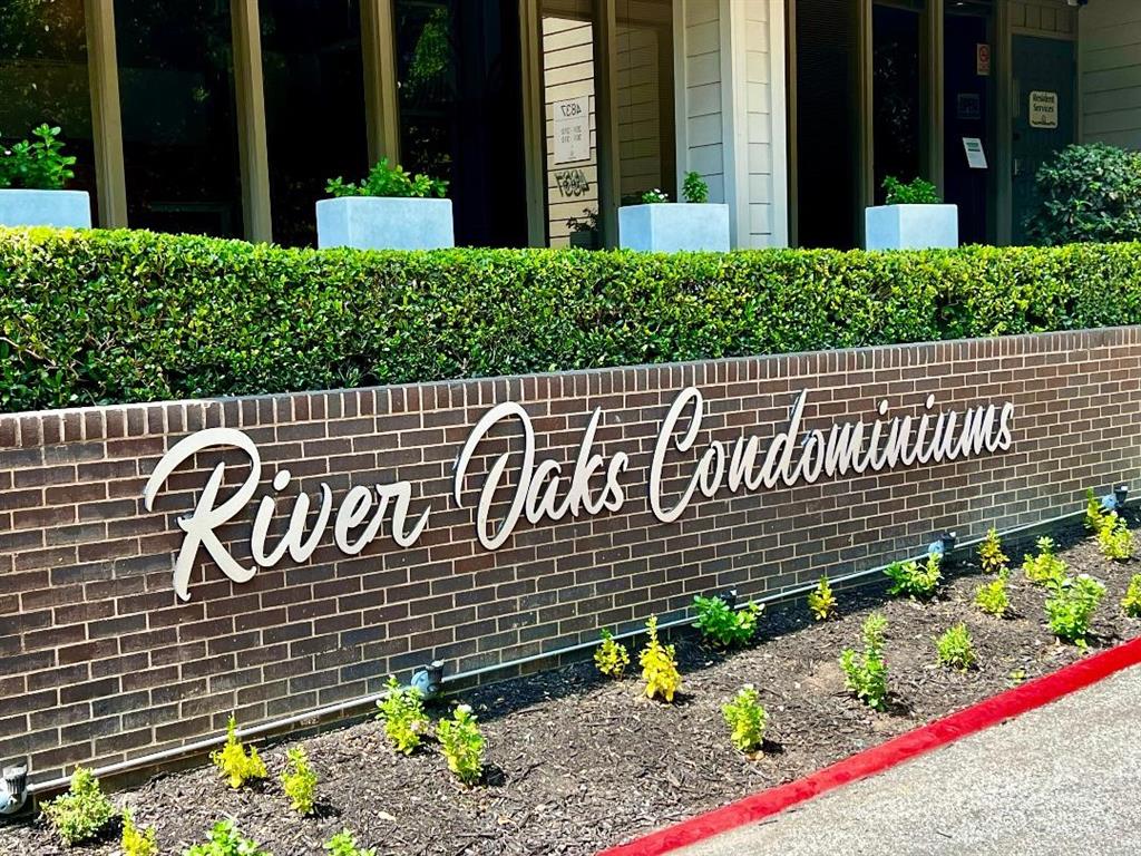 River Oaks Condo - Residential Lease