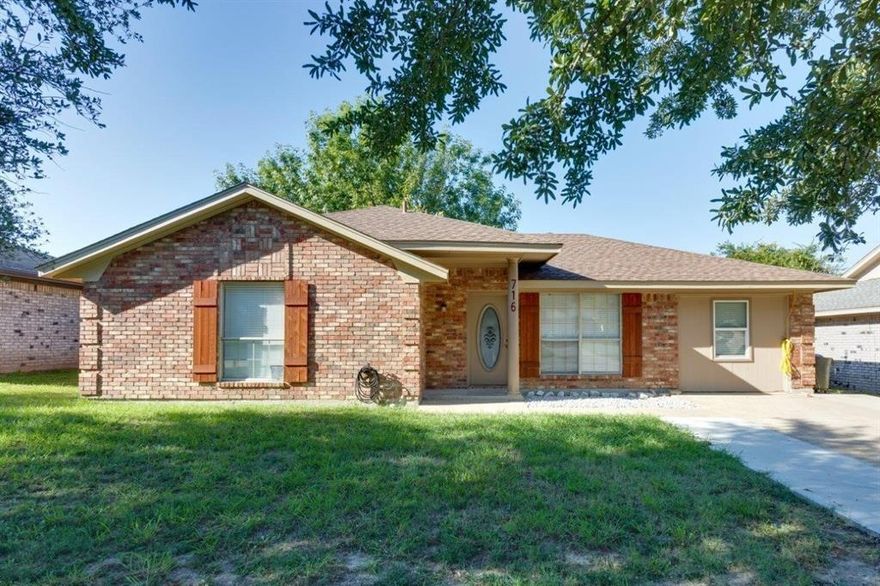 This charming home in Royse City offers a cozy and welcoming atmosphere, perfect for anyone looking for a comfortable and low-maintenance home. The house features three bedrooms and one and a half baths, with a single story layout that makes it easy to move around. Upon entering, you'll be greeted by an inviting living room. The kitchen includes beautiful granite countertops and is conveniently located adjacent to the living room, making it easy to prepare meals while still being part of the action. All bedrooms are comfortably sized and offer plenty of natural light. The house also boasts beautiful laminate floors throughout. Outside, you'll find a spacious and private backyard with an oversized patio, perfect for relaxing or entertaining guests. Come see this cute home for yourself!