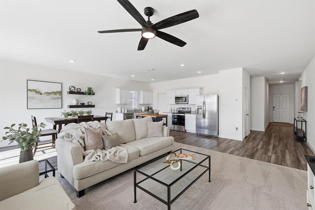 1545 Shadow Hawk Drive