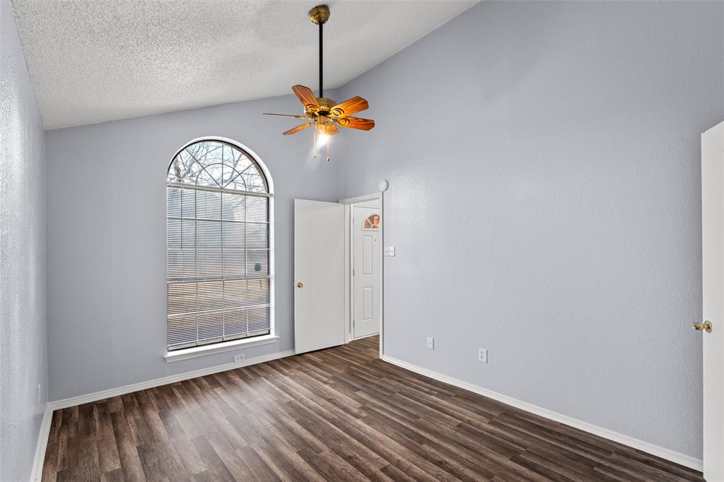 Hillside Oaks Ph 04 - Residential