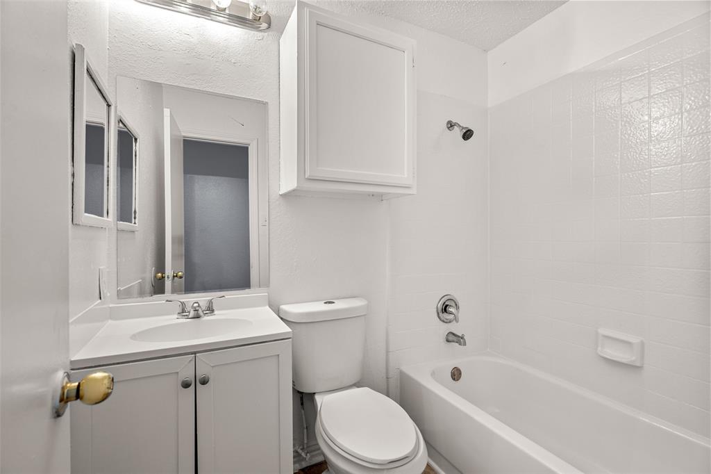 Hillside Oaks Ph 04 - Residential