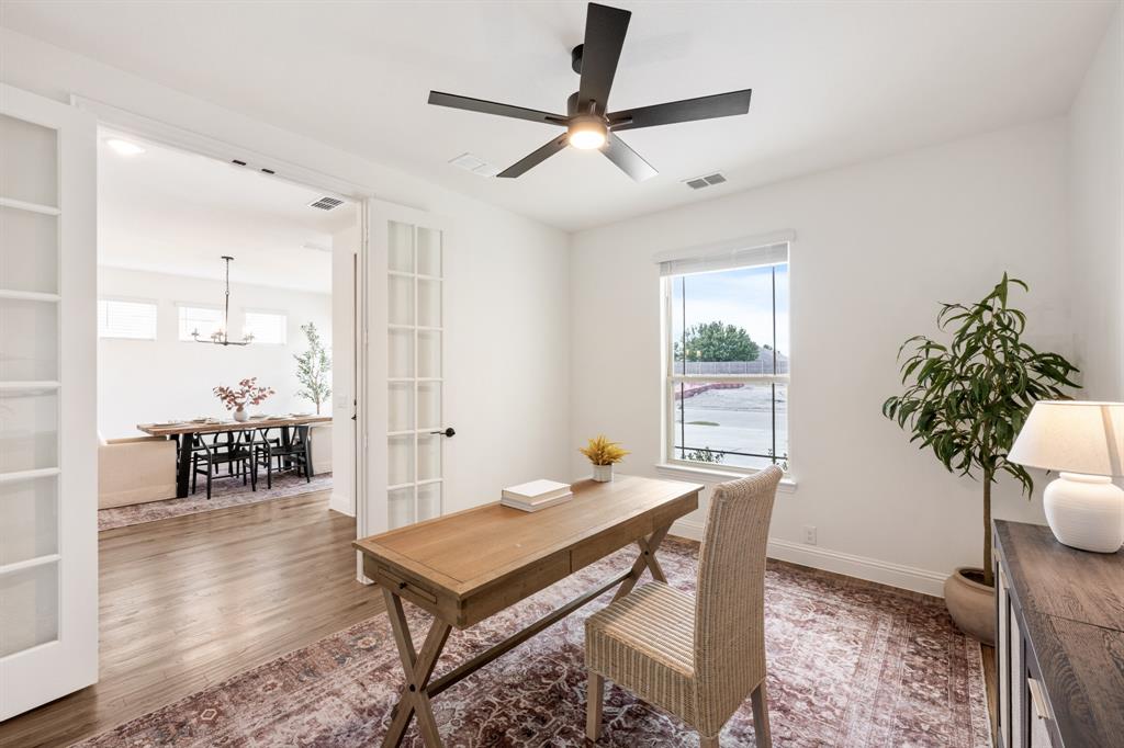 3433 Nightingale Lane