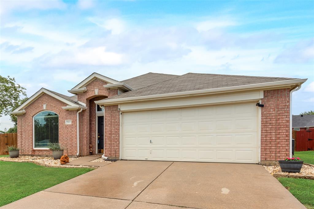 2801 Crater Lake Lane