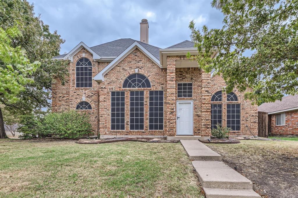 Photo of 751 Livingston Drive, Allen, TX 75002 (MLS # 21252514)