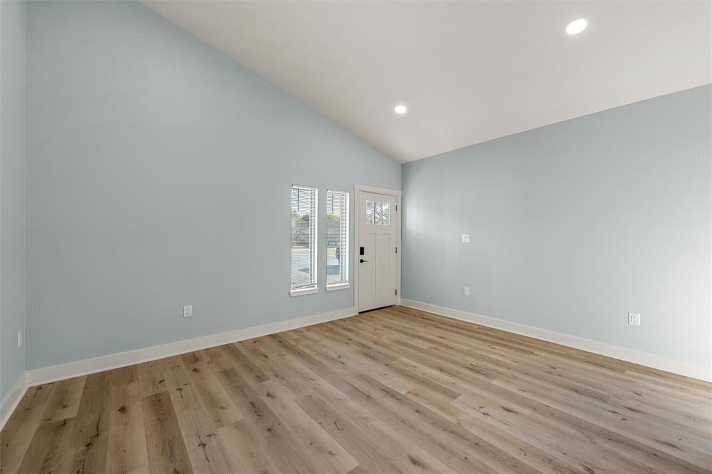 Photo of 711 4th Street, Eddy, TX 76524 (MLS # 21390551)