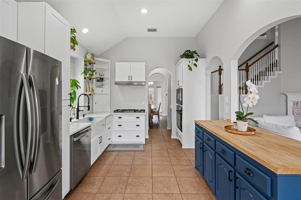 405 High Desert Drive