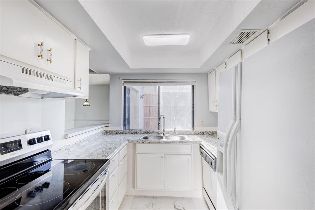 TWO WORLDS KELLER SPRINGS VILLAGE - Residential