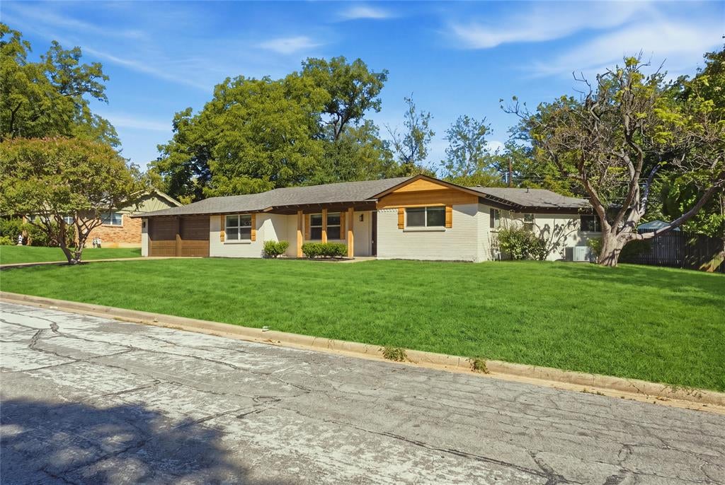 516 Caduceus Lane