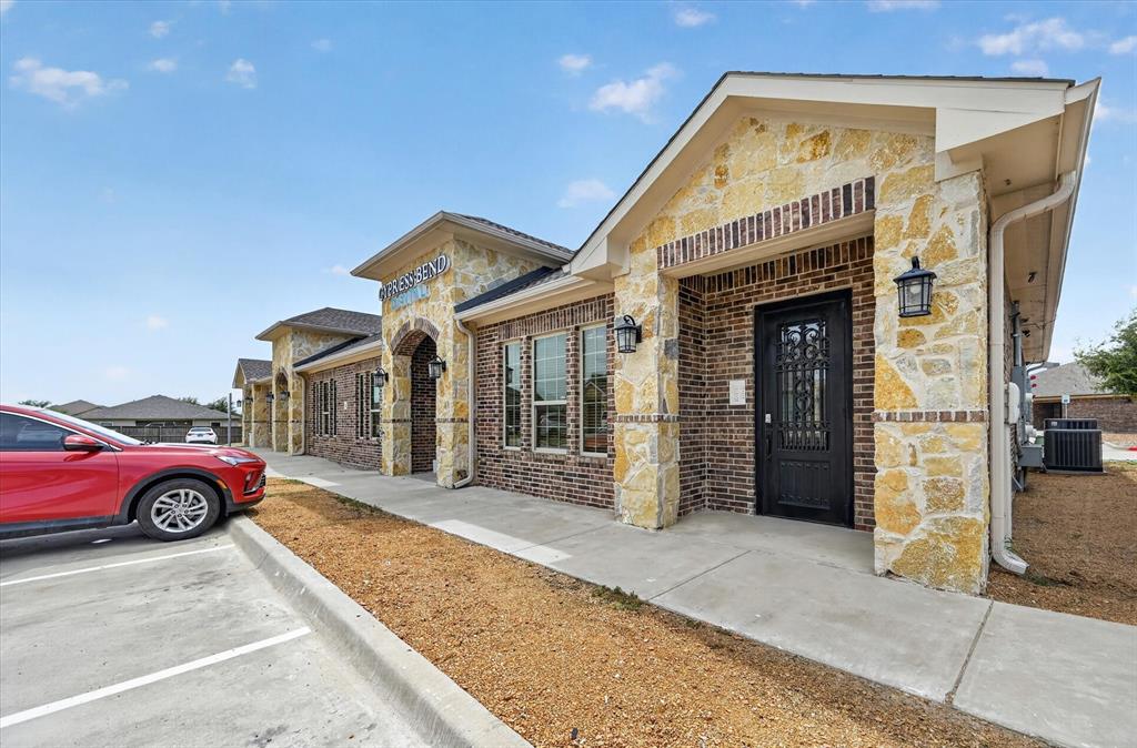 200 Cypress Bend Parkway