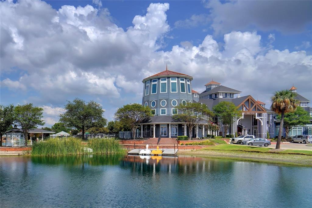 Sea Pines Village At Savannah - Residential