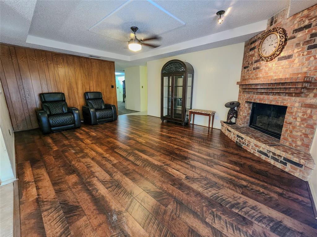 6410 Rock Springs Drive