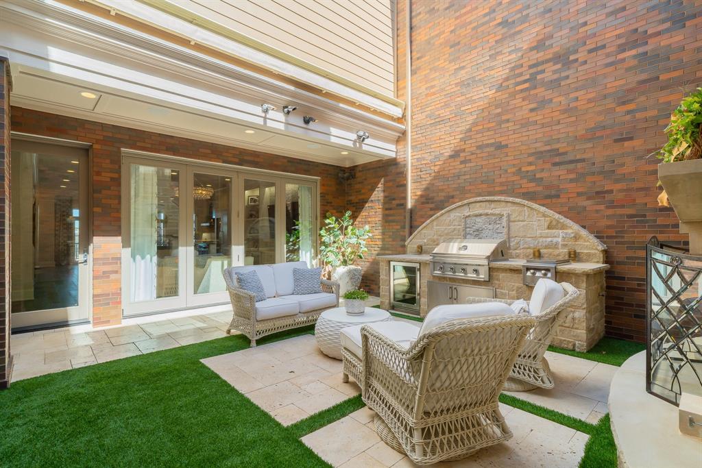 Garden Dist & Brownstones - Residential