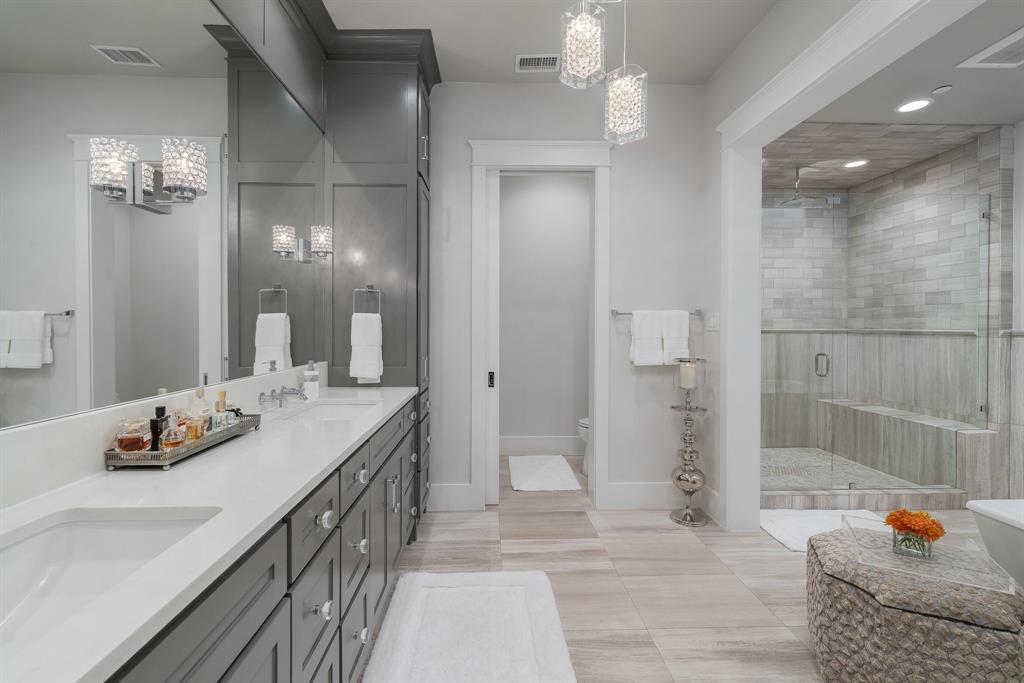 Garden Dist & Brownstones - Residential