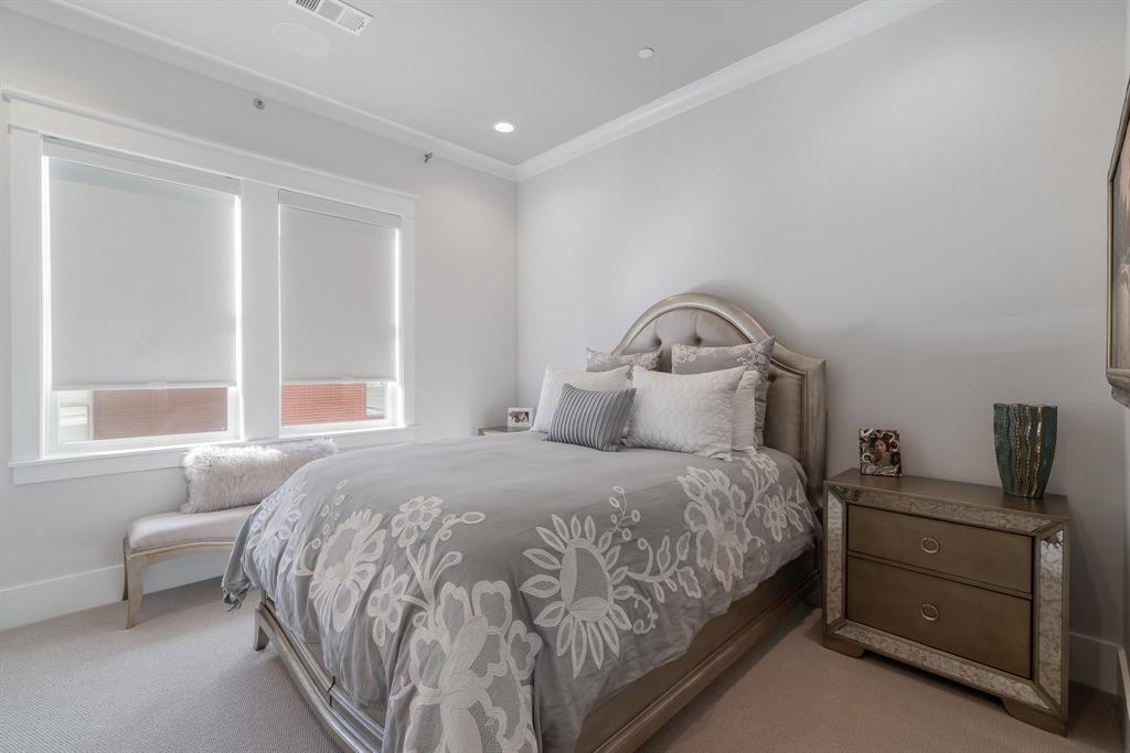 Garden Dist & Brownstones - Residential