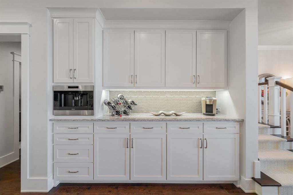 Garden Dist & Brownstones - Residential