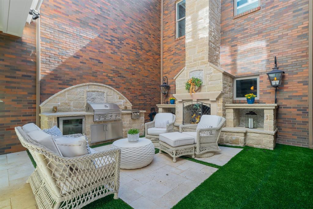 Garden Dist & Brownstones - Residential