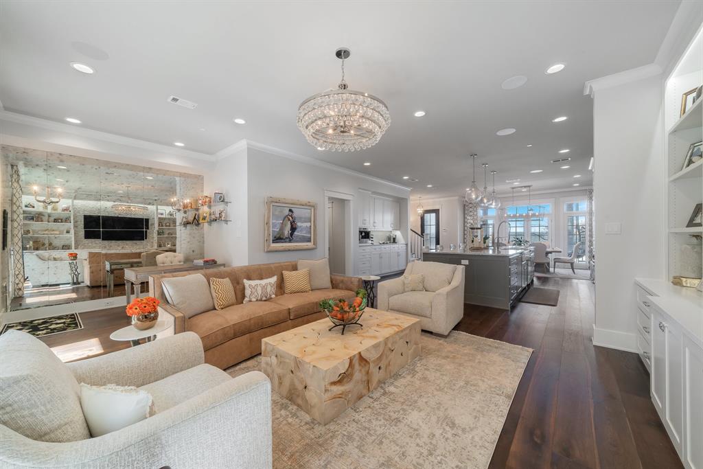 Garden Dist & Brownstones - Residential