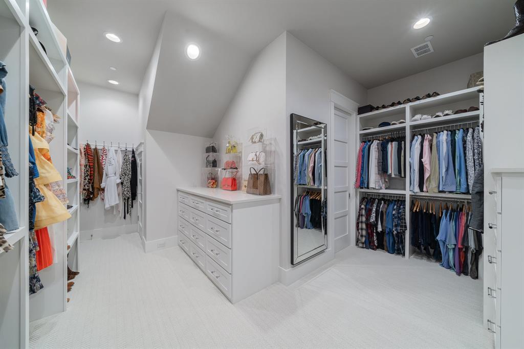 Garden Dist & Brownstones - Residential