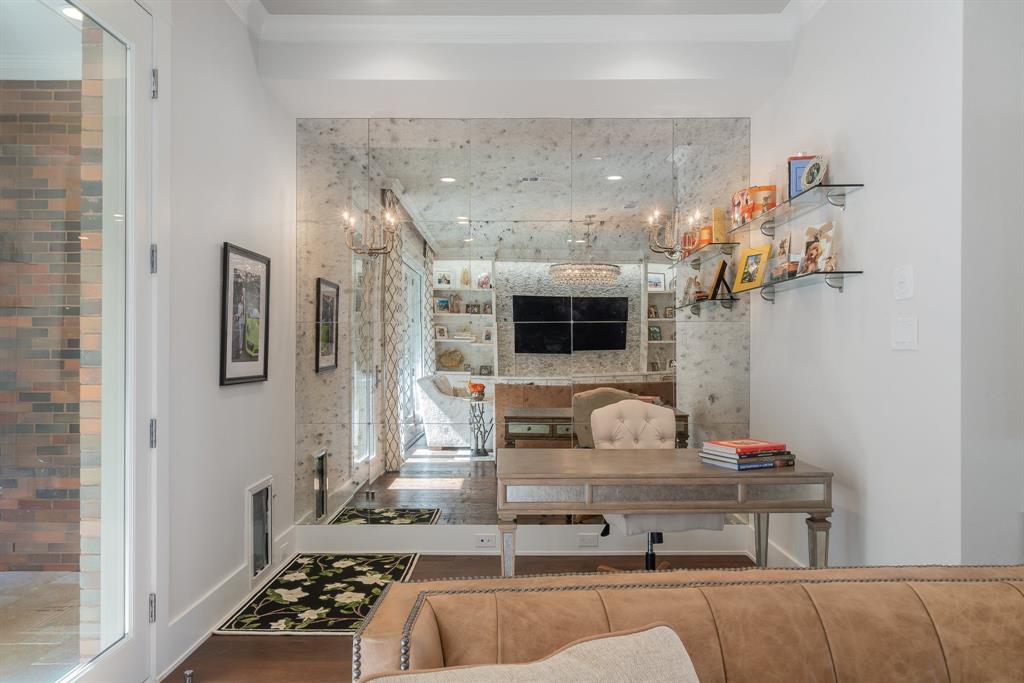 Garden Dist & Brownstones - Residential