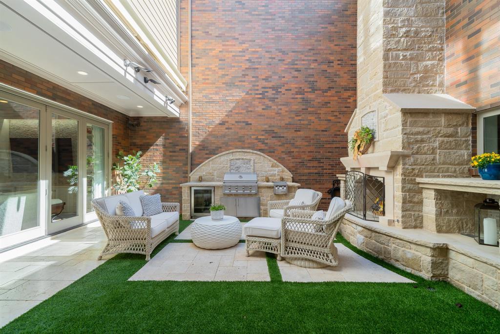 Garden Dist & Brownstones - Residential