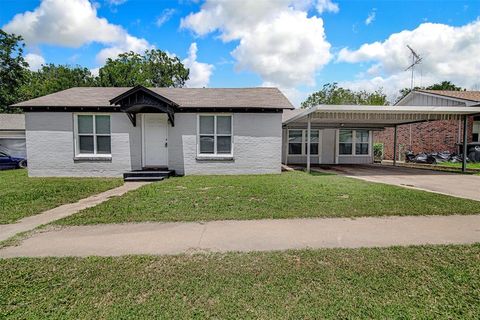 A home in Cleburne