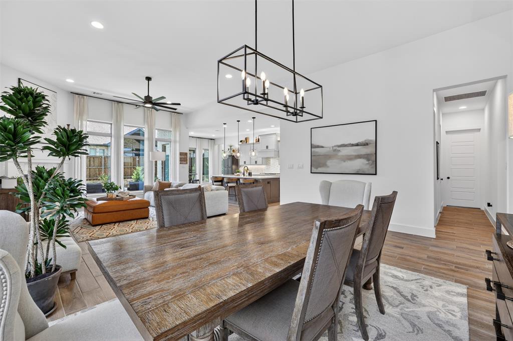 2209 Moore Valley Drive