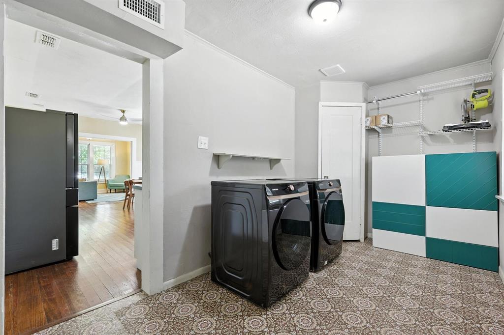 University-Rev - Residential