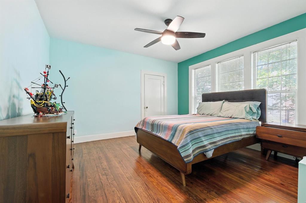 University-Rev - Residential