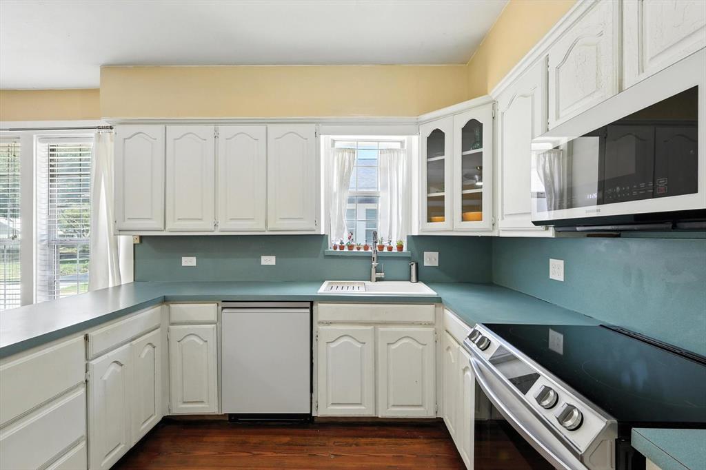 University-Rev - Residential